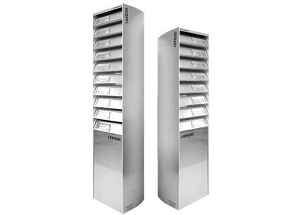 Fabricado em alturas que variam pela necessidade do cliente, de 8 a 14 caixas, destinado a comportar Jornais, revistas e Cartas.